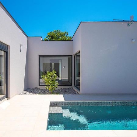Vila Nauta - Luxury In Vintijan, Near Pula Экстерьер фото