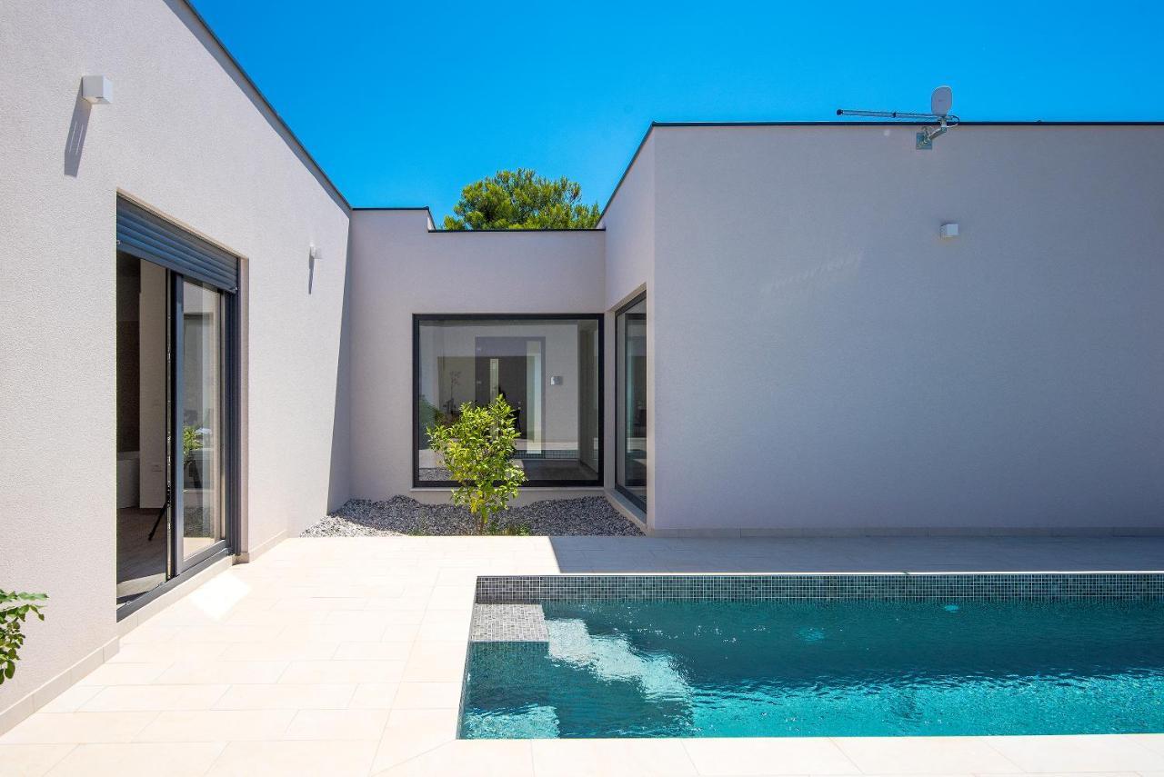 Vila Nauta - Luxury In Vintijan, Near Pula Экстерьер фото