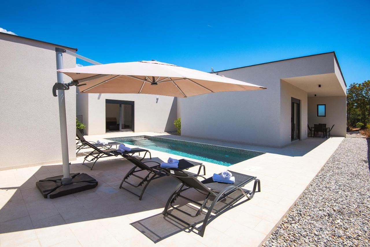 Vila Nauta - Luxury In Vintijan, Near Pula Экстерьер фото